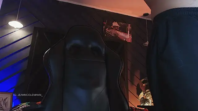 Snapshot of JeanColleman chatting on March 8, 2026, 2:09 pm JeanColleman online show from March 8, 2026, 2:09 pm