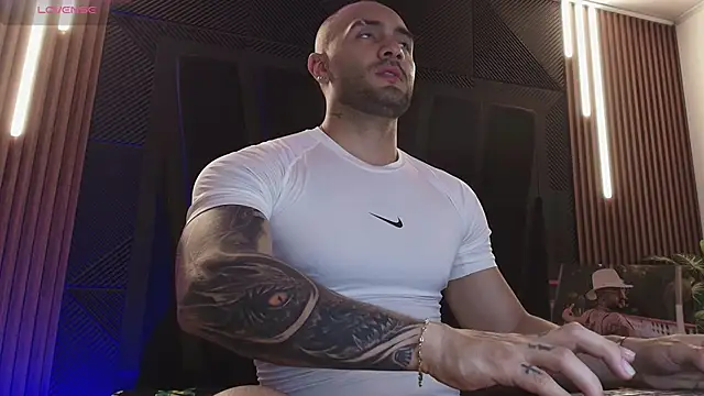 Snapshot of JeanColleman chatting on March 20, 2026, 11:17 pm JeanColleman online show from March 20, 2026, 11:17 pm