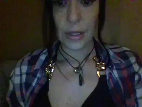 Fiesty findom40 online show from January 23, 2025, 11:47 pm