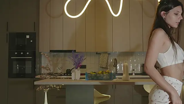 Snapshot of whisper_of_love chatting on October 29, 2025, 2:10 am whisper of love online show from October 29, 2025, 2:10 am