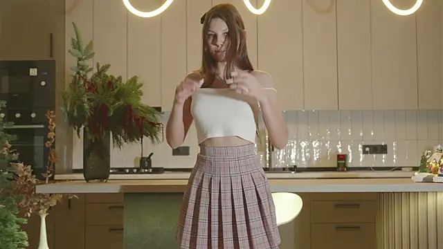 Snapshot of whisper_of_love chatting on December 14, 2025, 2:18 am whisper of love online show from December 14, 2025, 2:18 am