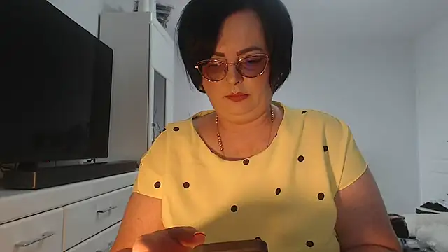 Snapshot of Amandamuller1982 chatting on June 16, 2026, 9:53 am Amandamuller1982 online show from June 16, 2026, 9:53 am