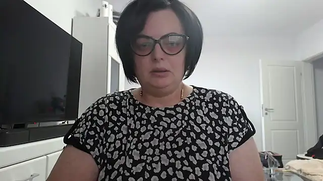 Snapshot of Amandamuller1982 chatting on July 28, 2026, 12:01 pm Amandamuller1982 online show from July 28, 2026, 12:01 pm