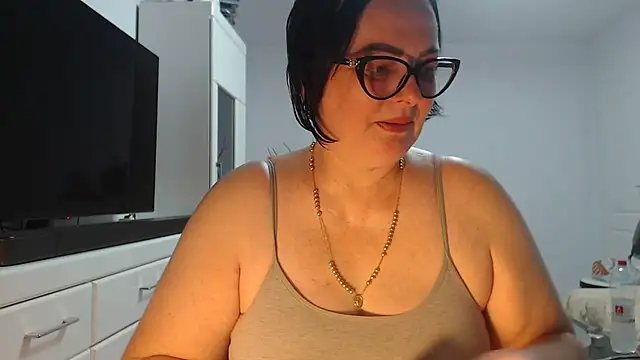 Snapshot of Amandamuller1982 chatting on July 1, 2026, 8:20 pm Amandamuller1982 online show from July 1, 2026, 8:20 pm