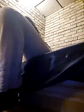 kendo536 online show from December 20, 2024, 11:26 pm