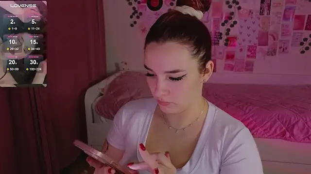 CookyDaisy online show from November 14, 2025, 7:28 pm