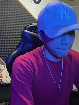 Snapshot of SkinnyHot444 chatting on January 23, 2025, 9:50 pm SkinnyHot444 online show from January 23, 2025, 9:50 pm