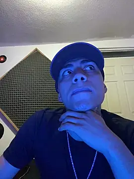 Snapshot of SkinnyHot444 chatting on March 15, 2025, 10:03 am SkinnyHot444 online show from March 15, 2025, 10:03 am