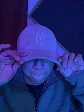 Snapshot of SkinnyHot444 chatting on January 16, 2025, 11:48 am SkinnyHot444 online show from January 16, 2025, 11:48 am