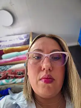 VIOLETA-25  online show from June 24, 2026, 3:43 pm