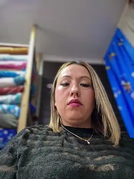VIOLETA-25  online show from August 5, 2026, 2:44 pm