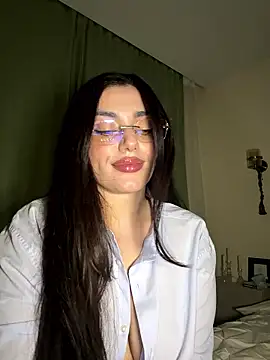 Sweet Khalifa  online show from January 10, 2026, 3:18 pm