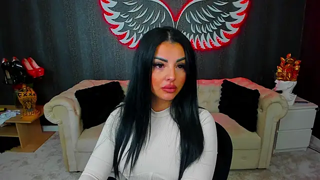 anemarieejolie online show from December 2, 2025, 5:03 pm