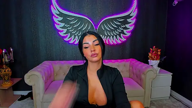 anemarieejolie online show from October 12, 2025, 5:58 pm