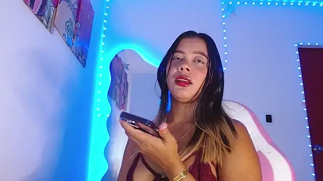 Snapshot of Miranda-brow chatting on March 14, 2026, 4:18 am Miranda-brow online show from March 14, 2026, 4:18 am