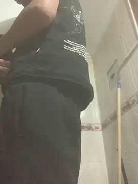 Snapshot of Fexdram_ chatting on December 16, 2025, 12:15 am Fexdram online show from December 16, 2025, 12:15 am