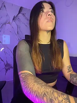 Snapshot of luccianagreyy chatting on April 2, 2026, 12:23 pm luccianagreyy online show from April 2, 2026, 12:23 pm