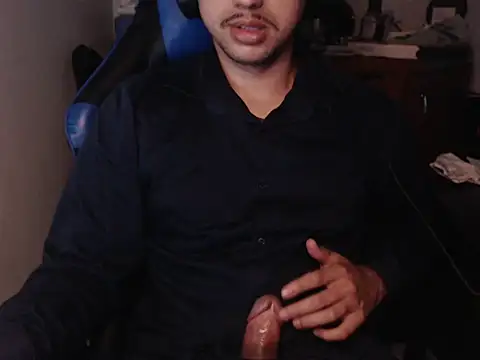 anjonoturno1 online show from November 17, 2025, 6:28 am