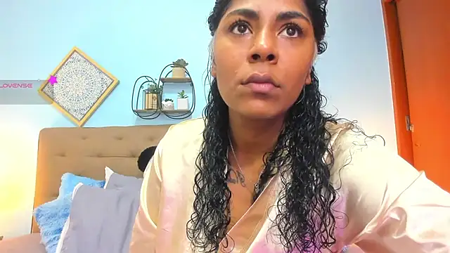 Edelaine rogers online show from July 28, 2026, 11:59 pm