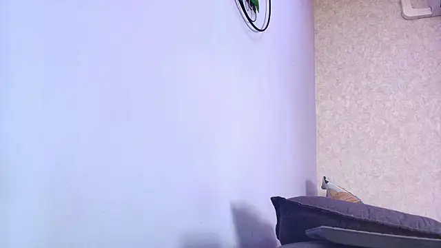 Amy wats0n online show from December 18, 2025, 7:07 pm