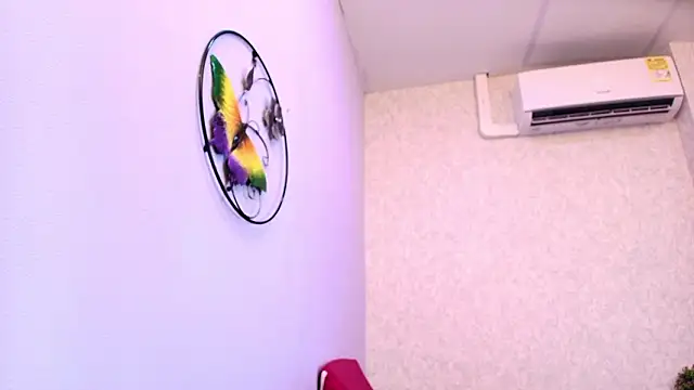 Snapshot of Amy_wats0n chatting on February 20, 2026, 7:05 pm Amy wats0n online show from February 20, 2026, 7:05 pm