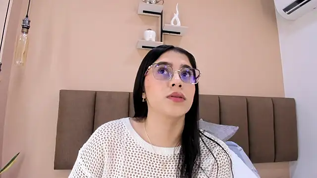 Snapshot of Amy_wats0n chatting on June 18, 2026, 7:08 pm Amy wats0n online show from June 18, 2026, 7:08 pm