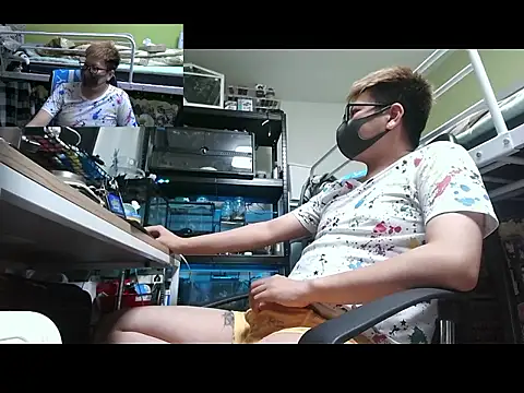 Owl1216 online show from October 17, 2025, 10:07 am