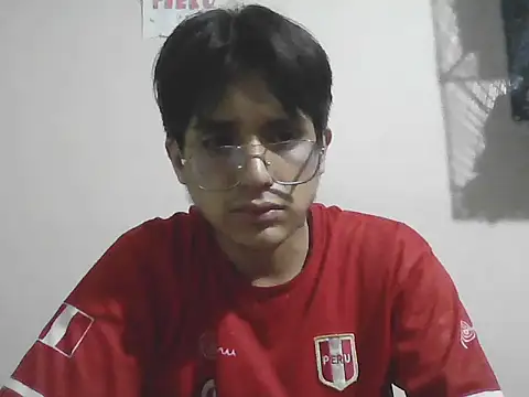 Snapshot of HardDick2 chatting on June 18, 2026, 8:02 am HardDick2 online show from June 18, 2026, 8:02 am