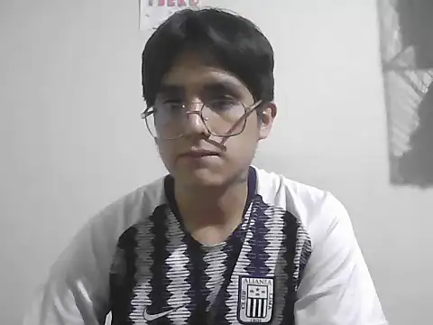Snapshot of HardDick2 chatting on June 24, 2026, 6:34 am HardDick2 online show from June 24, 2026, 6:34 am