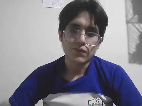 Snapshot of HardDick2 chatting on July 9, 2026, 6:25 am HardDick2 online show from July 9, 2026, 6:25 am