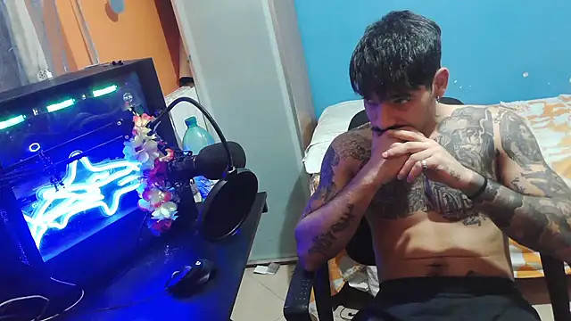 Badboyi1997 online show from October 9, 2025, 2:23 am