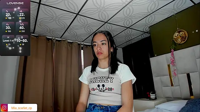 Snapshot of Mia_scarlet69 chatting on May 8, 2026, 12:20 pm Mia scarlet69 online show from May 8, 2026, 12:20 pm
