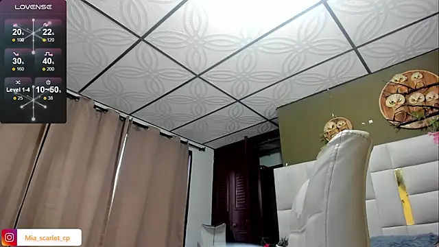 Snapshot of Mia_scarlet69 chatting on May 11, 2026, 12:17 pm Mia scarlet69 online show from May 11, 2026, 12:17 pm