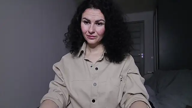 Snapshot of MiraLove362 chatting on February 16, 2025, 7:05 pm MiraLove362 online show from February 16, 2025, 7:05 pm