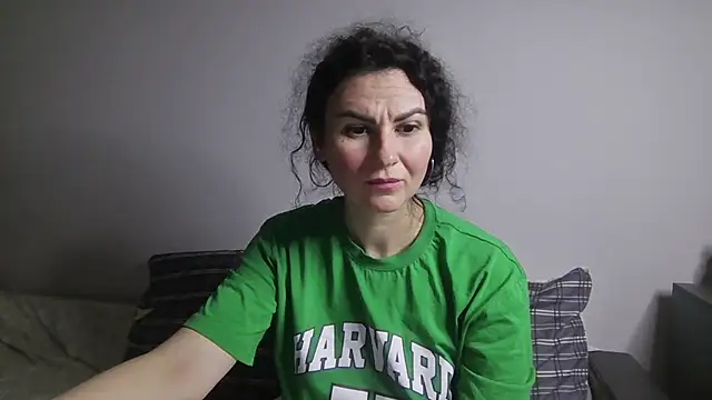 Snapshot of MiraLove362 chatting on March 14, 2025, 6:29 pm MiraLove362 online show from March 14, 2025, 6:29 pm