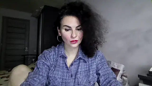 Snapshot of MiraLove362 chatting on November 4, 2025, 8:12 pm MiraLove362 online show from November 4, 2025, 8:12 pm