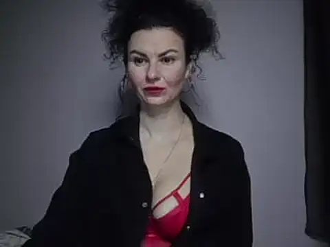 Snapshot of MiraLove362 chatting on December 9, 2024, 9:26 pm MiraLove362 online show from December 9, 2024, 9:26 pm