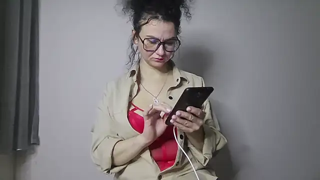 Snapshot of MiraLove362 chatting on March 1, 2025, 8:21 pm MiraLove362 online show from March 1, 2025, 8:21 pm