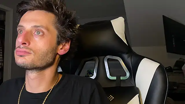 Dylansd online show from December 24, 2024, 8:55 am