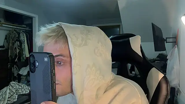 Dylansd online show from December 31, 2024, 7:53 am