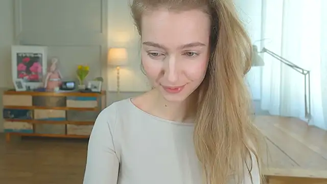 solar bella online show from February 2, 2025, 11:07 am