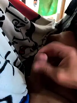 mirrowhot online show from January 19, 2026, 2:43 pm