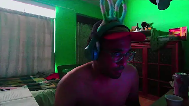        the online show from March 20, 2026, 11:28 pm