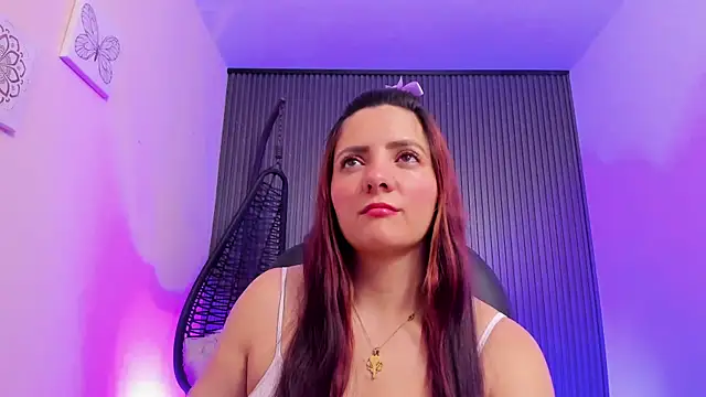 Snapshot of gaby_flow chatting on November 22, 2025, 7:40 am gaby flow online show from November 22, 2025, 7:40 am