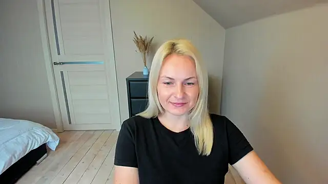 Alicee Gracee online show from October 20, 2025, 8:48 am