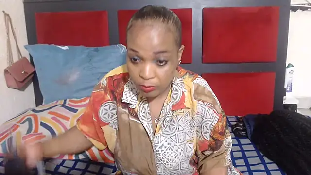 Snapshot of MaximTease24 chatting on July 7, 2026, 5:38 pm MaximTease24 online show from July 7, 2026, 5:38 pm