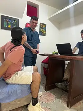 Snapshot of Anthony-Martin chatting on February 7, 2026, 4:04 pm Anthony-Martin online show from February 7, 2026, 4:04 pm