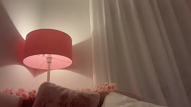 Snapshot of LustfulLuna_ chatting on May 21, 2026, 1:14 am LustfulLuna online show from May 21, 2026, 1:14 am