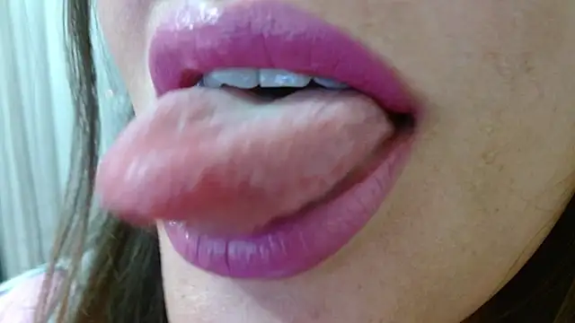 Snapshot of miss_evoleth2 chatting on July 2, 2026, 1:17 am miss evoleth2 online show from July 2, 2026, 1:17 am