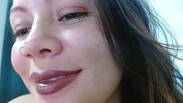 Snapshot of miss_evoleth2 chatting on July 7, 2026, 6:47 am miss evoleth2 online show from July 7, 2026, 6:47 am